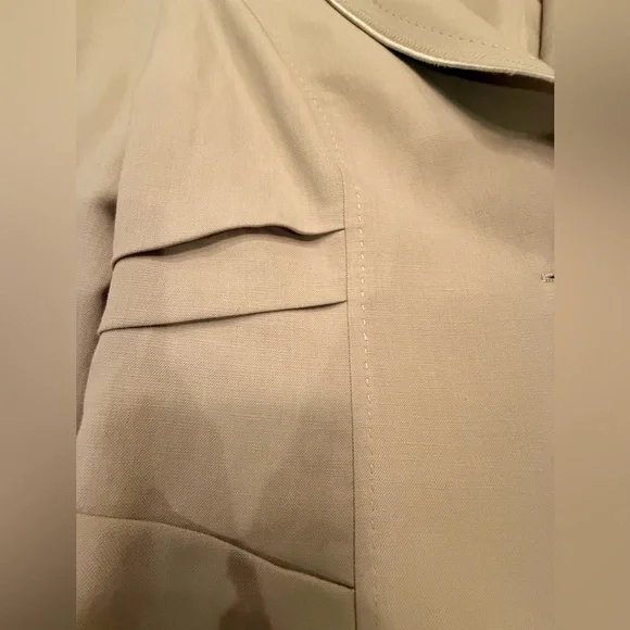 Escada Linen Cream Pleat back Blazer/Jacket Size 44/XL MSRP $325 - Picture 7 of 15